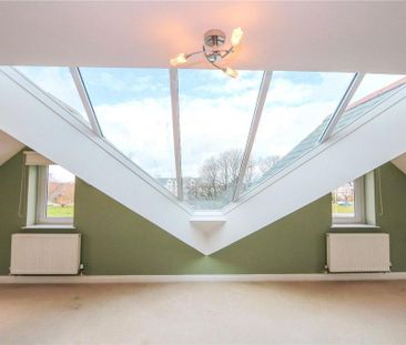 2 bedroom penthouse to rent - Photo 4