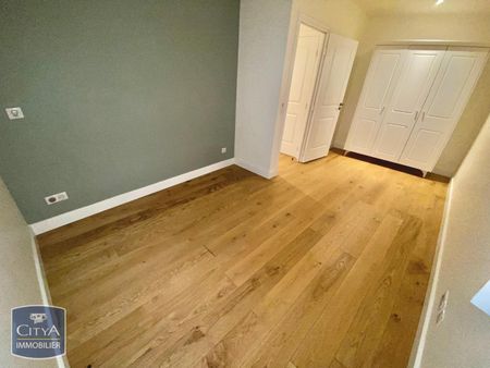 Location Appartement 3 pièces 63m² TOULON 83000 - Photo 4