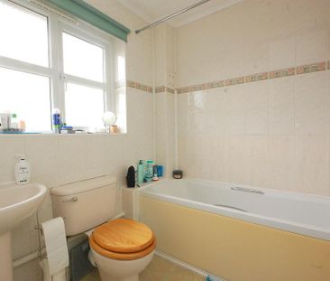 1 bedroom end of terrace house to rent - Photo 2