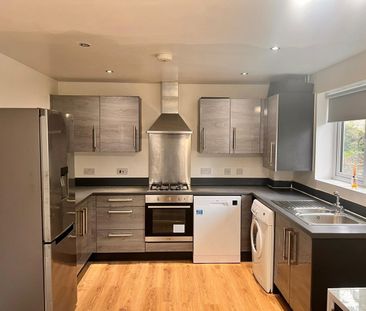 2 Bed Flat, Whitley Rise, RG2 - Photo 4