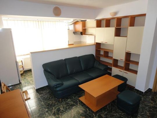 4 rooms apartment for rent Civic Center Iasi - Fotografie 1