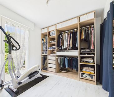 House - Photo 3
