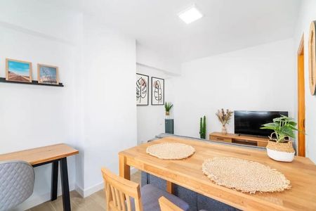 Alquiler de piso en Calle Capri, 7 - Photo 5