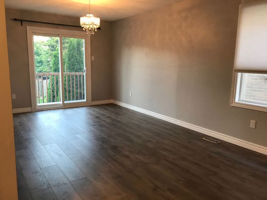 For Lease - 5095 Sunray Drive, Mississauga, Ontario - Photo 1