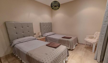 Luxury penthouse for rent in Estepona, Andalusia - Photo 5