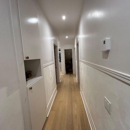 6 1/2 rénové et disponible - Photo 3