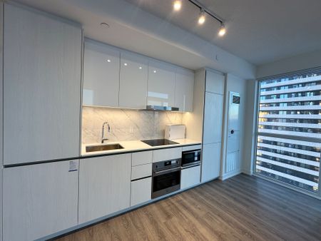 For Lease - 8 Interchange Way Unit# 4302, Vaughan, Ontario - Photo 4