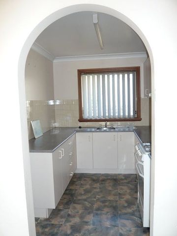 LARGE THREE BEDROOM VILLA - Photo 5