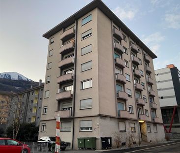 Appartement entièrement rénové de 3.5 pièces situé au 3ème étage av... - Photo 1