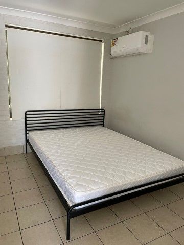 Ideal Location - One Bedroom Studio Apartment - Photo 5