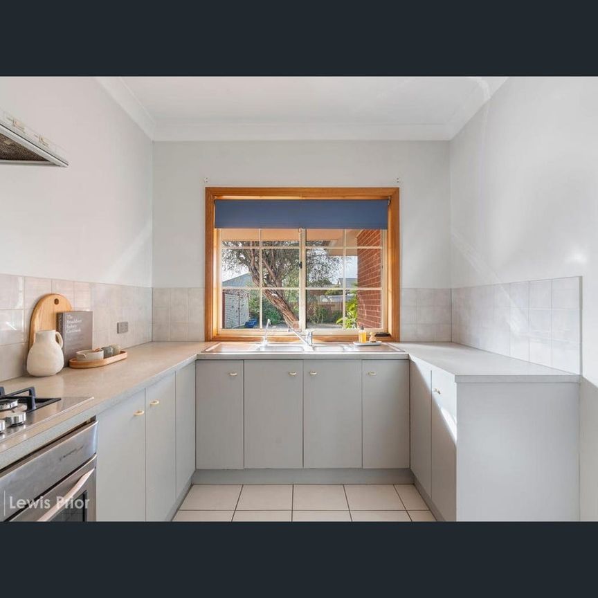3/27-29 Russell Street, Glenelg North, SA 5045 - Photo 1