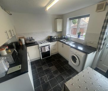 2 bedroom semi-detached house to rent - Photo 1