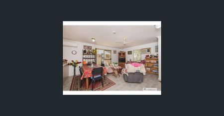 Convenient and Tidy Unit - Photo 3