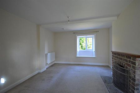3 bedroom cottage to rent - Photo 2