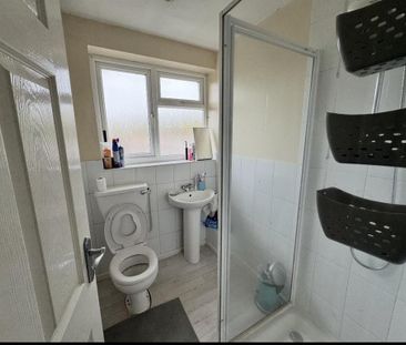 3 bedroom house to rent - Photo 2