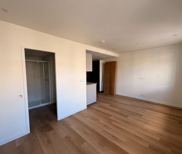 Appartement meuble neuf - coeur de ville - Photo 5