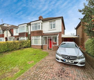 4 bedroom semi-detached house to rent - Photo 2