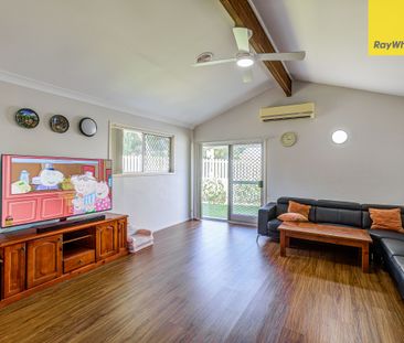 Spacious Family With 5 Aircon and 10 KW Solar - Photo 1