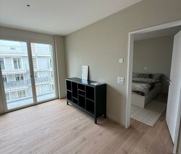 Modern 2.5-room apartment with balcony, Chur - Photo 4