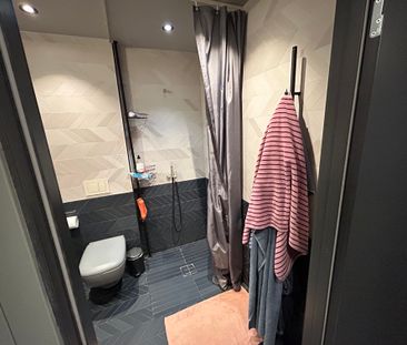 Maria Bangata, Stockholm - Photo 5