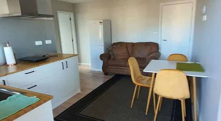 Fresh start for its next occupants - Photo 2