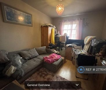 3 bedroom flat to rent - Photo 1