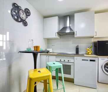 Calle de Sancho Dávila, Madrid, Community of Madrid 28028 - Photo 5