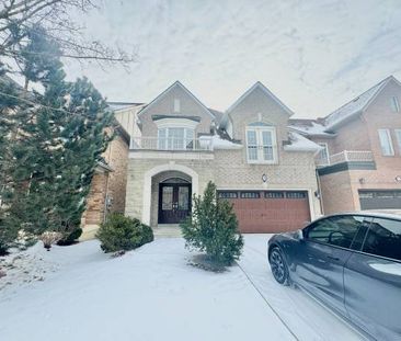 4 BED + 3 BATH DETACHED HOME - Photo 3