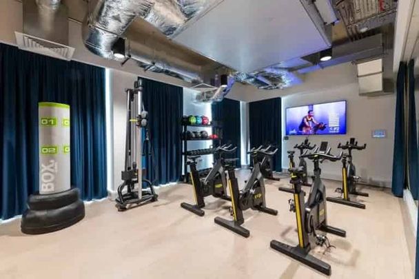 8 Bed Standard Ensuite - Photo 1