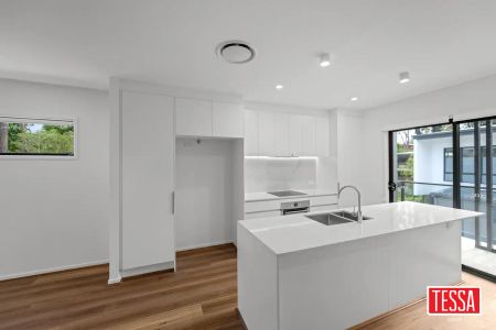 “3 Bedroom Townhome at Botanica, McDowall” - Photo 3