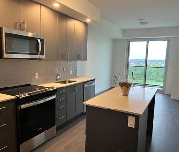 For Lease - 3220 William Coltson Avenue Unit# 1007, Oakville, Ontario - Photo 4