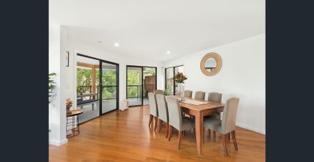 A Luxurious Haven of Light, Space and Serenity - Photo 5