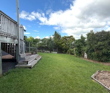 Beautifully Renovated 3 Bedroom Home with Water Views - AVAILABLE NOW - Photo 1