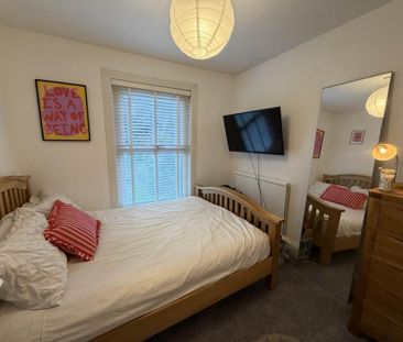 3 bedroom terraced house to rent - Photo 3