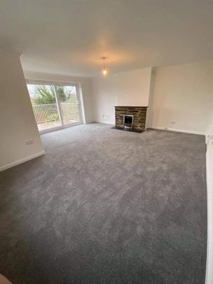 3 bedroom detached bungalow to rent - Photo 1