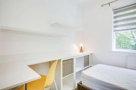 Clement Close, Canterbury, CT1 - Photo 3