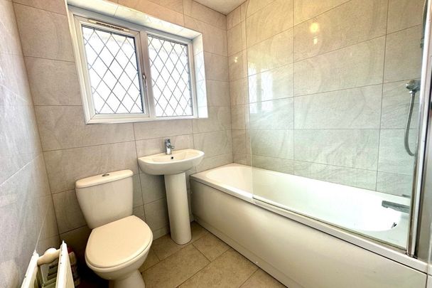 Claremont Avenue, Garden City, DEESIDE - Photo 1