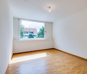 Moderne Wohnung nähe Gemeindezentrum in Reinach - Foto 1