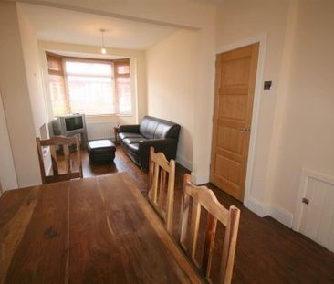 4 Willowholme Drive, Belfast, BT6 8PA - Photo 3