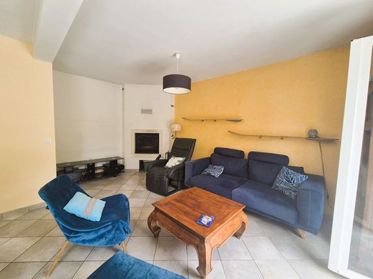 Location Maison 4 pièces 98m² - Photo 1