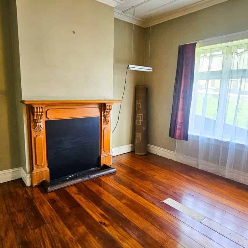 Central City Family Cottage - Photo 1