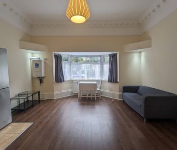 1 bedroom ground floor maisonette to rent - Photo 3