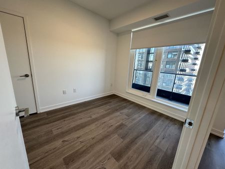 For Lease - 395 Square One Drive Unit# 2601, Mississauga, Ontario - Photo 5
