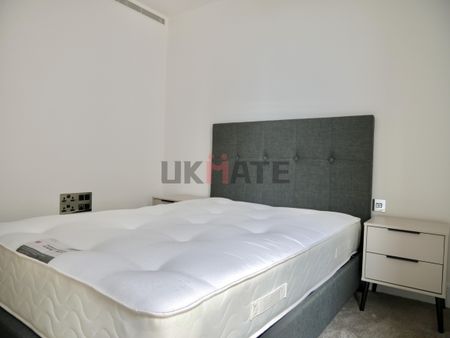 Royal Warwick Square E （Whole property） Room 1 - Photo 3