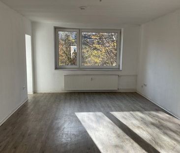 Großzügige 3-Zimmer-Wohnung mit Balkon - Foto 1