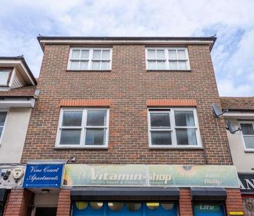 Vine Court, Brewhouse Yard, Gravesend, Kent, DA12 - Photo 4