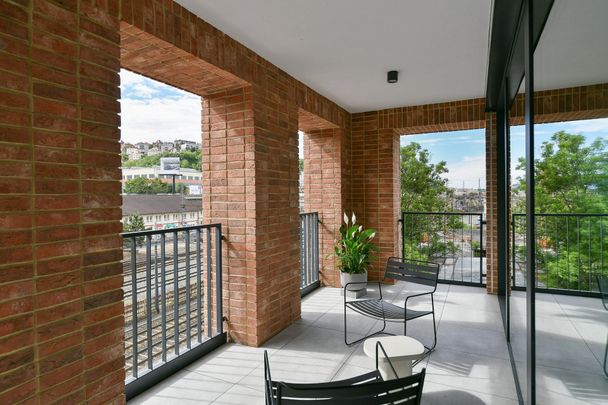 Apartment for rent, 3+kk - 2 bedrooms, 103m - Photo 1