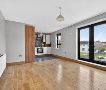 37 Drumadoon Square, Dundonald, Belfast, BT16 2QN - Photo 2