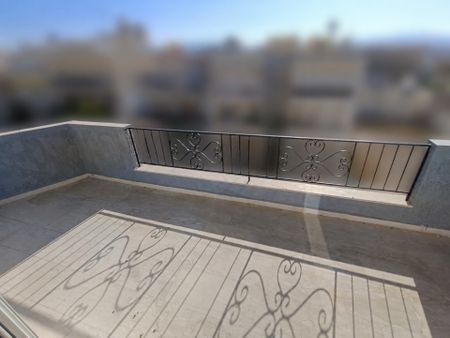 Ενοικιάζεται εξαιρετικό ανακαινισμένο επιπλωμένο τεσσάρι διαμέρισμα με πάρκινγκ Πατέλλες Ηράκλειο Κρήτης - Photo 2