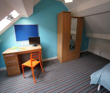 101 Caernarfon Road - Photo 3